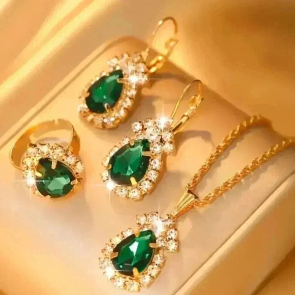 Women's 4-Piece Green Drip Shaped Rhinestones Jewelry Set - Emerald Like - Picture 3 of 14
